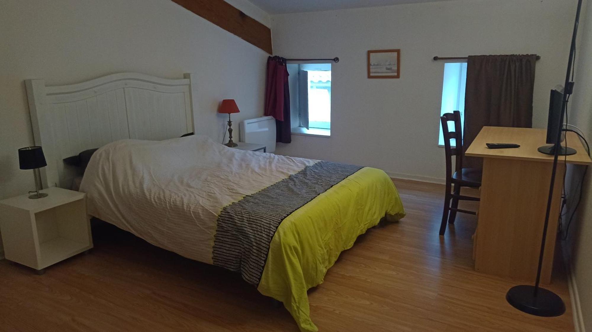 Les Terrasses Du Petit Nerac Bed & Breakfast Стая снимка